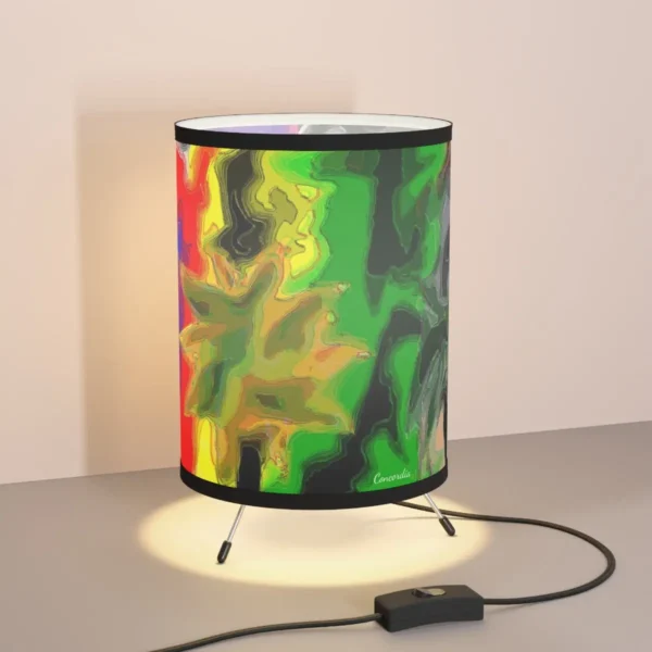 Tripod Lamp with High-Res Printed Shade, USCA plug - Image 2